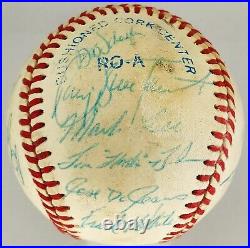 1988 Kansas City Royals Team Signed Baseball George Brett Bo Jackson Autographed