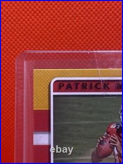 2017 Panini Donruss Patrick Mahomes Red Foil (Rare) Rookie Phenoms Player-Worn