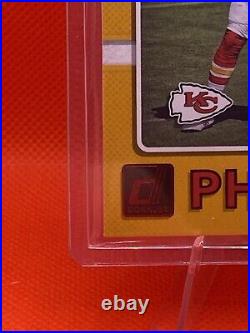2017 Panini Donruss Patrick Mahomes Red Foil (Rare) Rookie Phenoms Player-Worn