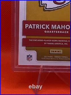 2017 Panini Donruss Patrick Mahomes Red Foil (Rare) Rookie Phenoms Player-Worn