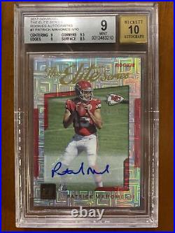 2017 Patrick Mahomes Gold Auto/10! Pop 2 Only One Higher, Great Investment! 