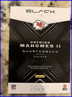 2020 Panini Black On Card Auto 9/10 Patrick Mahomes II #8 Kansas City Chiefs