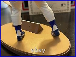 Geoge Brett Kansas City Royals Gartlan Signed Autographed Figurine Statue