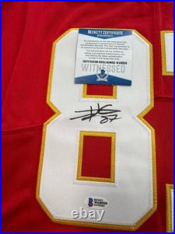 Jersey Kansas City Chiefs Team Hand Signed Travis Kelce BECKETT COA