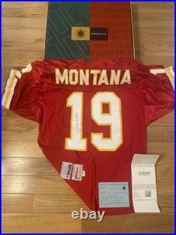 Joe Montana UDA Upper Deck Signed Autograph Kansas City Proline Game Jersey COA