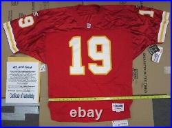 Joe Montana Wilson Size 48 Kansas City Chiefs 4th and Goal signed autograph