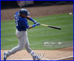 Kansas City Royals Salvador Perez Signed 2017 Game Used UNCRACKED Victus Bat