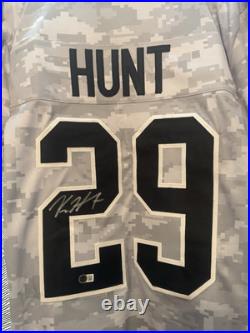 Kareem Hunt Signed Custom White Camo Kansas City Chief Jersey(Beckett Certified)