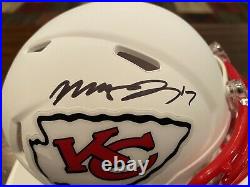 Mecole Hardman Autographed Kansas City Chiefs Flat White Mini Helmet Beckett #1