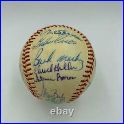 Nice 1976 Kansas City Royals Team Signed American League Baseball George Brett