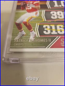 PATRICK MAHOMES 2021 Panini Score #NL2 HARD-SIGNED AUTO WithCOA Five Star Grading