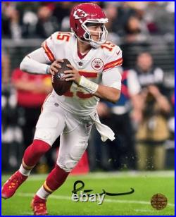 Patrick Lavon Mahomes Kansas City Chiefs Signed Autographed 11x8.5 Photo WithCOA