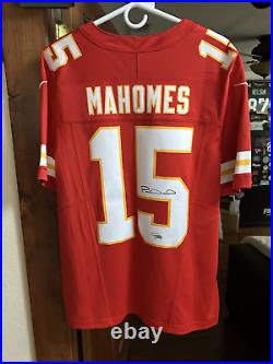 Patrick Mahomes Signed Authentic Nike Kansas City Chiefs Jersey/ Fanatics COA Patrick Mahomes Signed Authentic Nike Kansas City Chiefs Jersey/ Fanatics COA