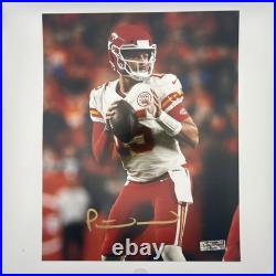 Patrick Mahomes Signed Autographed 8x10 Photo Kansas City Chiefs COA Gold Ink