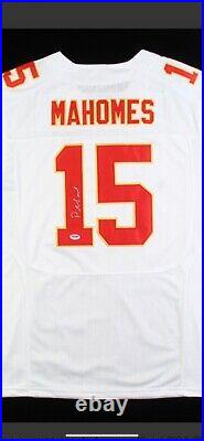 Patrick Mahomes Signed Autographed Kansas City Chiefs Football Jersey PSA/DNA