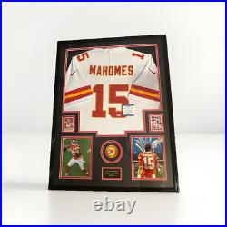 Patrick Mahomes Signed Framed Kansas City Chiefs Jersey Withbeckett COA