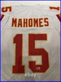 Patrick Mahomes Signed Kansas City Chiefs Autographed Jersey withCOA