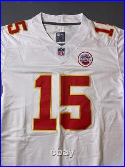 Patrick Mahomes Signed Kansas City Chiefs Autographed Jersey with Beckett COA