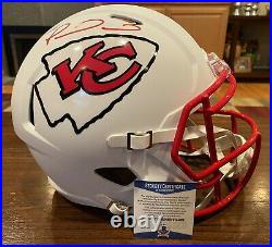 Patrick Mahomes Signed Kansas City Chiefs Flat White Full Size Helmet Beckett 1