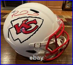 Patrick Mahomes Signed Kansas City Chiefs Flat White Full Size Helmet Beckett 1