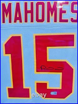 Patrick Mahomes Signed WHITE KANSAS CITY CHIEFS JERSEY NFL Framed