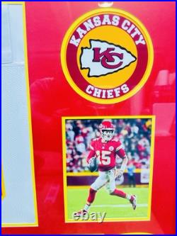 Patrick Mahomes Signed WHITE KANSAS CITY CHIEFS JERSEY NFL Framed