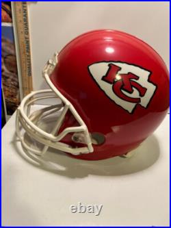 RARE NFL KANSAS CITY CHIEFS FULL SIZE JUSTIN HOUSTON SIGNED HELMET with COA