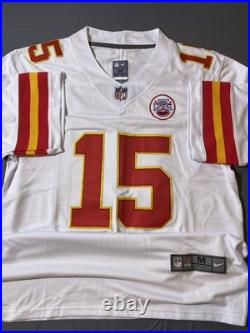 Signed Kansas City Chiefs Patrick Mahomes Autographed Jersey withCOA