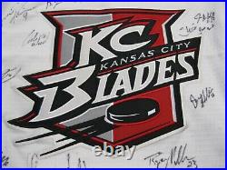 TEAM SIGNED Kansas City KC Blades IHL Hockey Jersey size XL