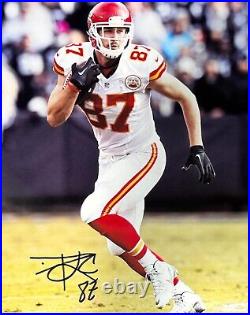 TRAVIS KELCE KANSAS CITY CHIEFS AUTOGRAPHED SIGNED 8X10 PHOTO withCOA