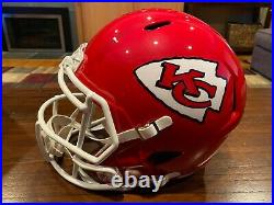 Tony Gonzalez Signed Kansas City Chiefs Full Size Speed Helmet HOF 19 Beckett