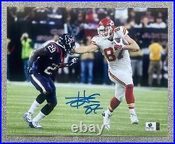 Travis Kelce Kansas City Chiefs Signed / Autographed 8x10 Photo with COA