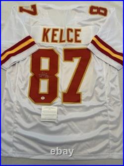 Travis Kelce Signed Kansas City Chiefs Football Jersey COA XL Authenticated
