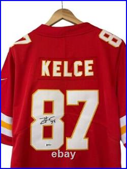 Travis Kelce Signed NFL Jersey Kansas City Chiefs Size M BAS COA