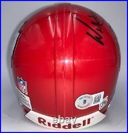 WILLIE LANIER signed KANSAS CITY CHIEFS Riddell AUTHENTIC mini helmet HOF 86-BAS